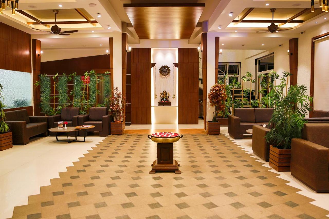 7 Apple Resort Lonavala Eksteriør bilde