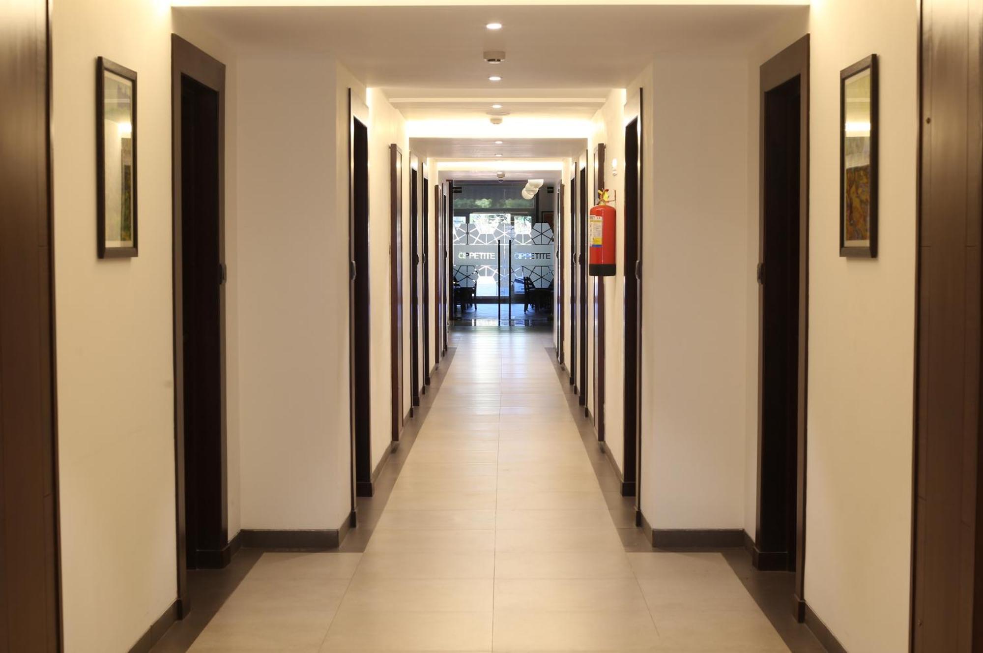 7 Apple Resort Lonavala Eksteriør bilde