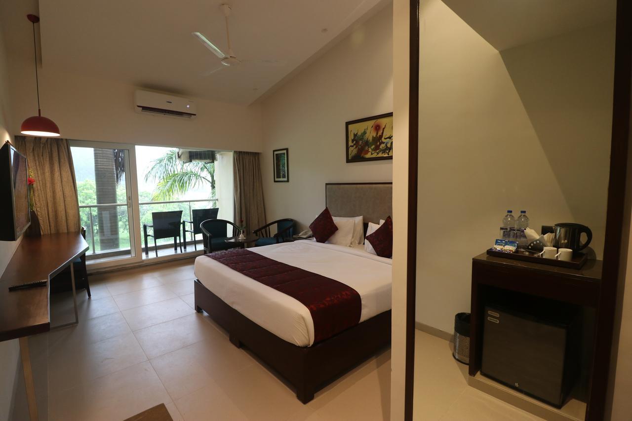 7 Apple Resort Lonavala Eksteriør bilde